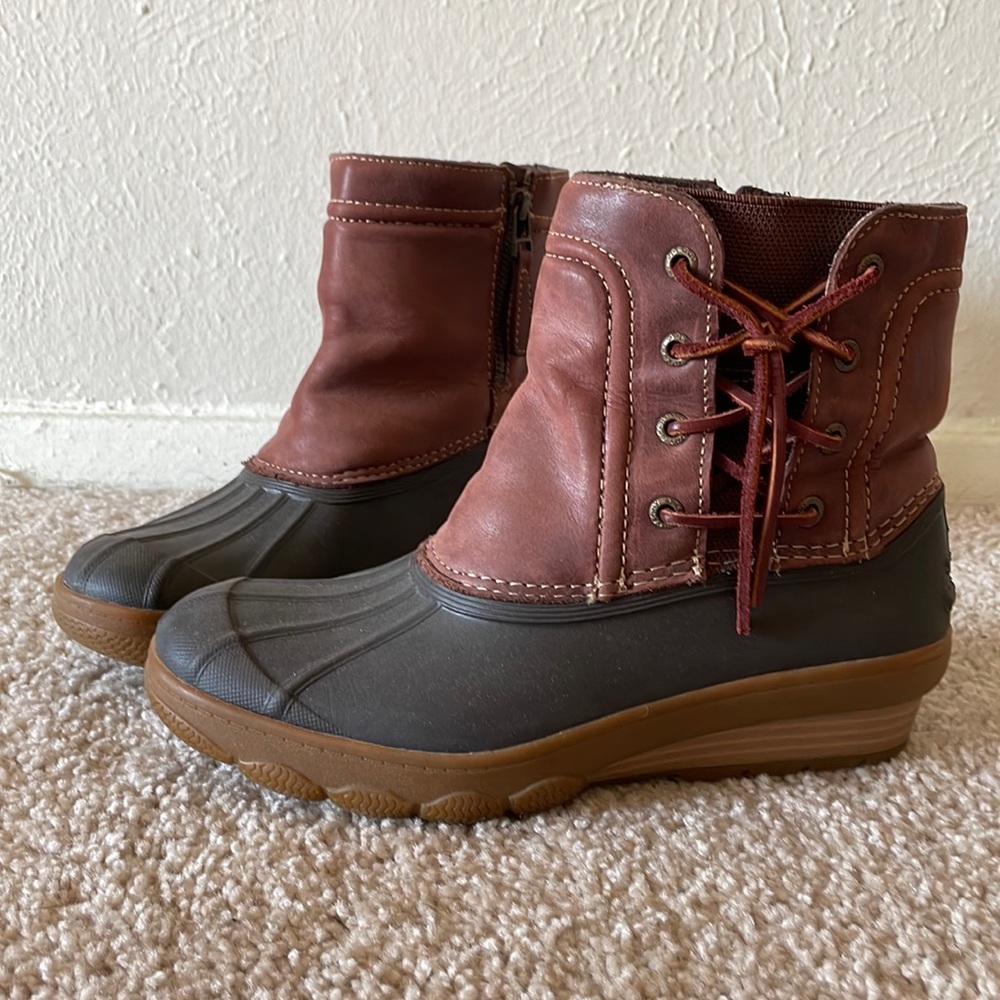 Sperry duck boots